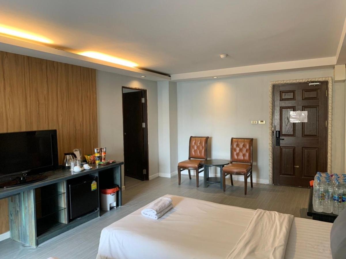 Luxor Bangkok Hotel Nonthaburi Ngoại thất bức ảnh